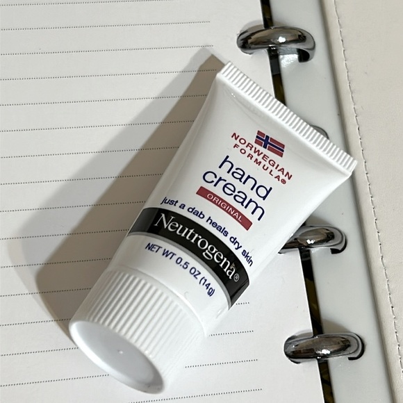NEW Neutrogena Hand Cream ORIGINAL‎ Norwegian Formula RARE Deluxe Travel Size - Picture 3 of 13